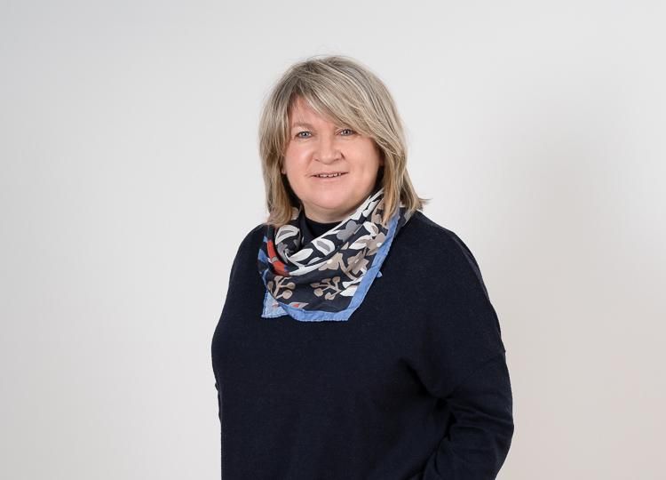 Ansprechpartner Christina Baumgartner